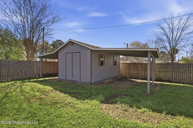 102 Dogwood Trail, Brandon, MS 39047