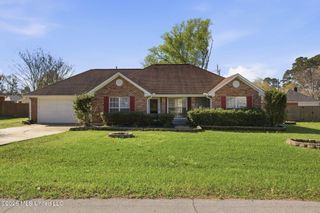 102 Dogwood Trail, Brandon, MS 39047