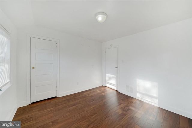 1133 CLOVER LN, Chester, PA 19013