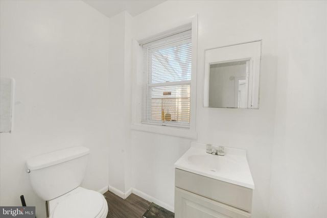 1133 CLOVER LN, Chester, PA 19013