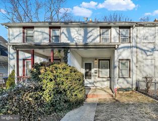 1133 CLOVER LN, Chester, PA 19013