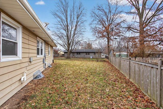 1240 Boynton Court, Janesville, WI 53545