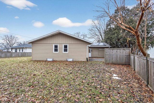 1240 Boynton Court, Janesville, WI 53545