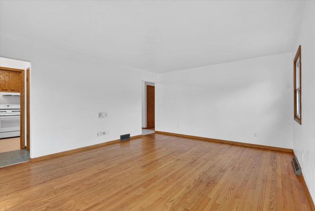 1240 Boynton Court, Janesville, WI 53545