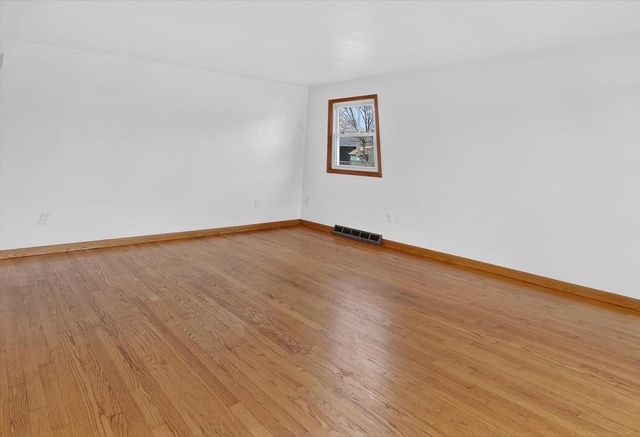 1240 Boynton Court, Janesville, WI 53545