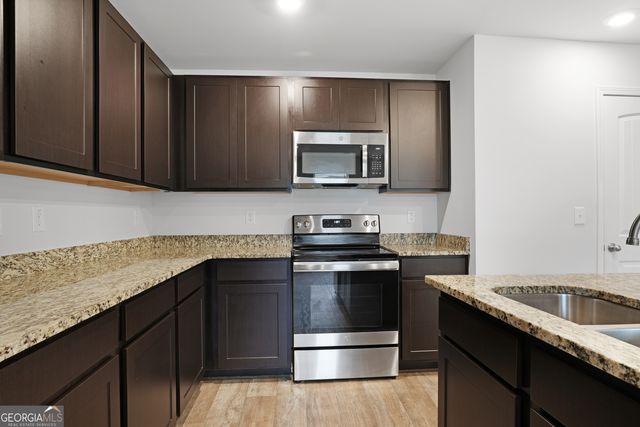 7210 Winterberry Circle, Macon, GA 31216