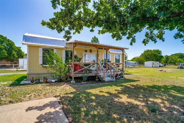 2705 County Road 920, Crowley, TX 76036