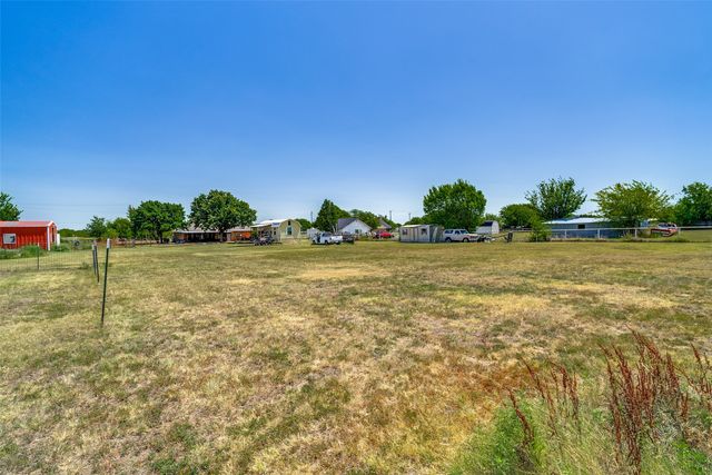 2705 County Road 920, Crowley, TX 76036
