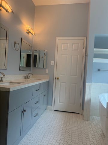 1325 Gatewood Drive, Keller, TX 76248