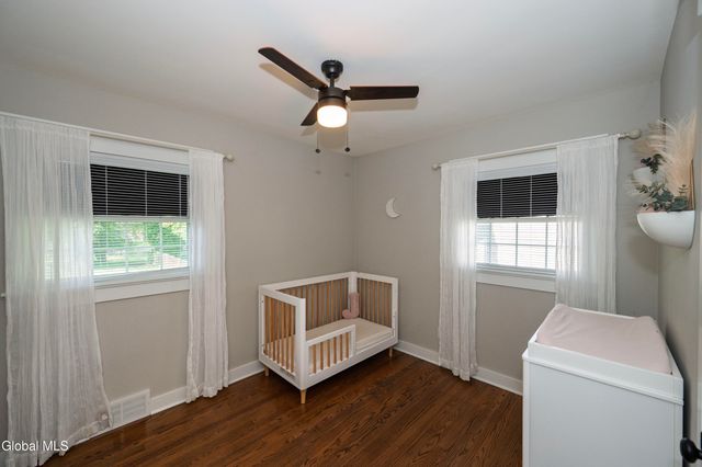 1040 John Alden Lane, Rotterdam, NY 12306