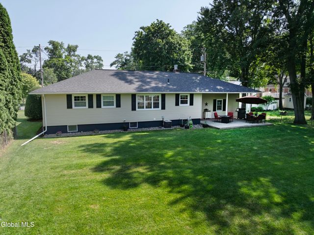 1040 John Alden Lane, Rotterdam, NY 12306