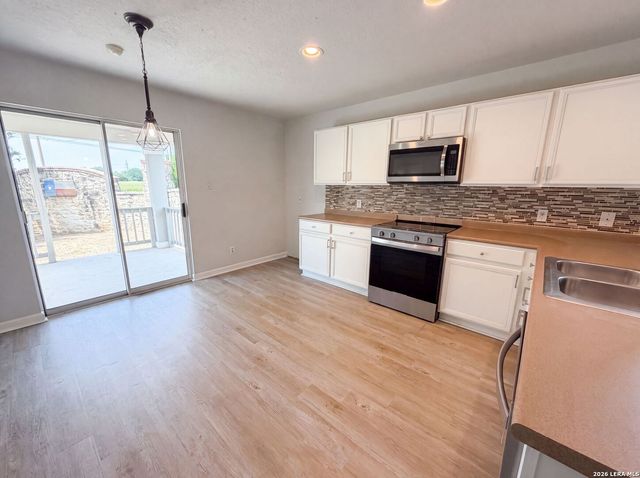 3972 CHEROKEE BLVD, New Braunfels, TX 78132
