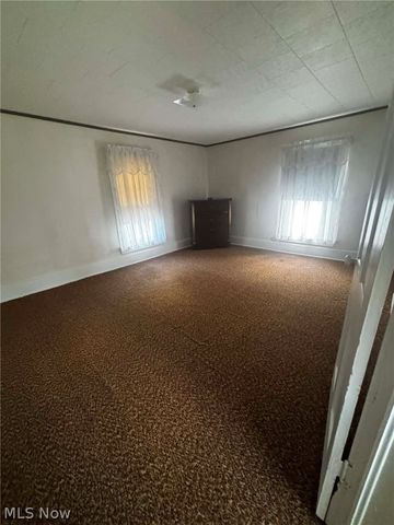 155 Hanna, Adena, OH 43901