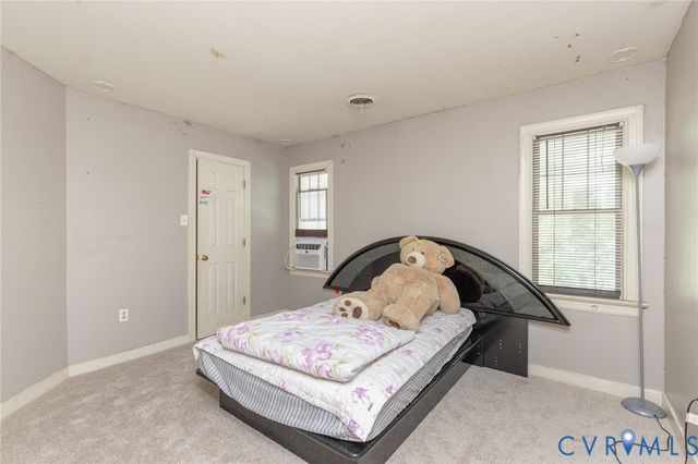 6308 Walnut Bend Dr, Midlothian, VA 23112