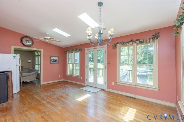 6308 Walnut Bend Dr, Midlothian, VA 23112