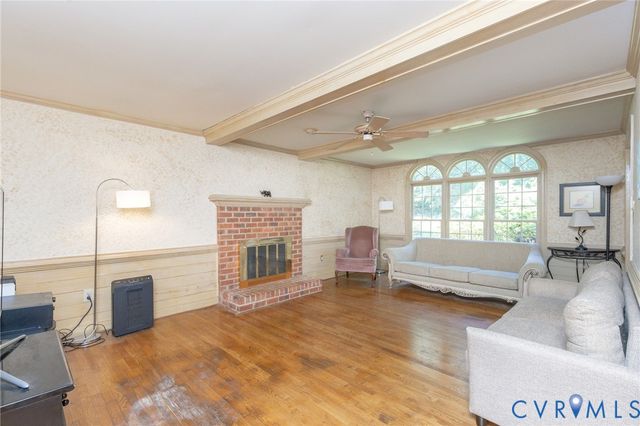 6308 Walnut Bend Dr, Midlothian, VA 23112