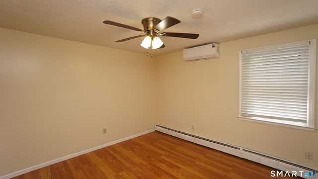 20 Ezra Silva Lane, Windsor, CT 06095