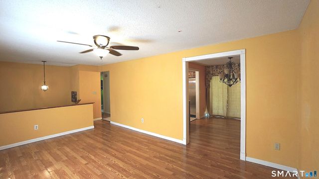 20 Ezra Silva Lane, Windsor, CT 06095