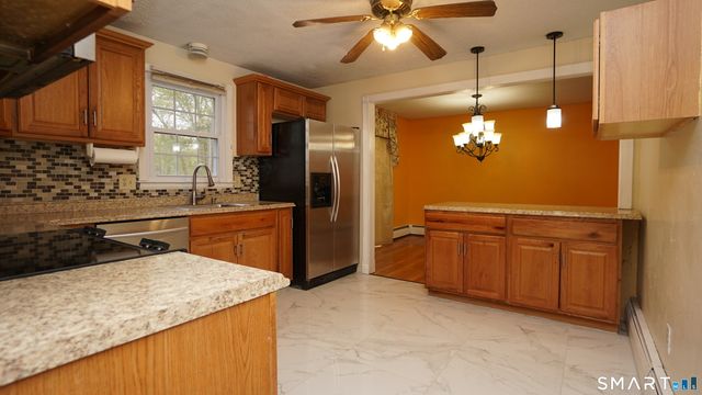 20 Ezra Silva Lane, Windsor, CT 06095