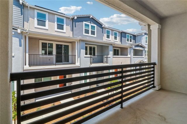 2206 Saltbush Drive, San Marcos, CA 92069