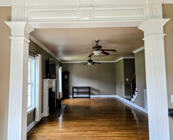 2305 Scout Dr, Rockvale, TN 37153