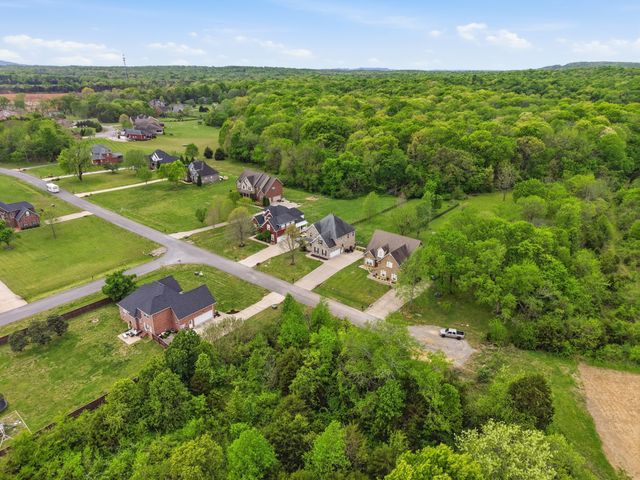 2305 Scout Dr, Rockvale, TN 37153
