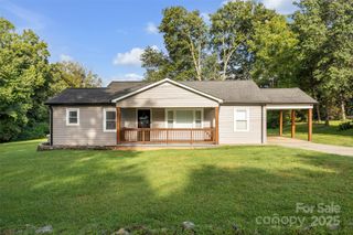 431 School Drive, Taylorsville, NC 28681