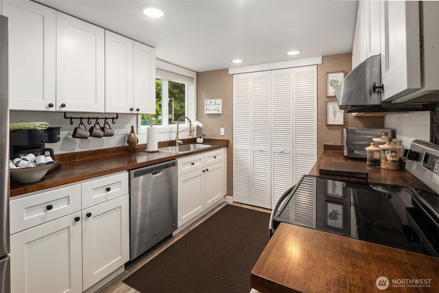 17206 116th Place NE, Arlington, WA 98223
