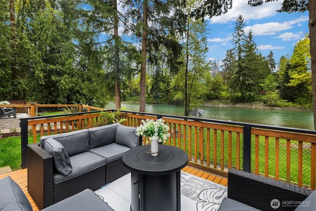 17206 116th Place NE, Arlington, WA 98223