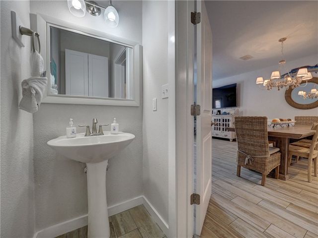 1813 S 11th St 502, Port Aransas, TX 78373