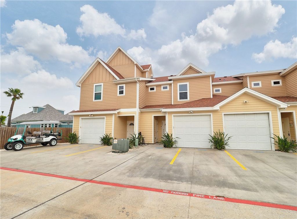 1813 S 11th St 502, Port Aransas, TX 78373