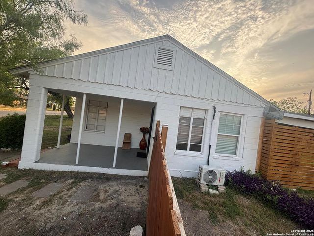 123 Kathy, San Antonio, TX 78223