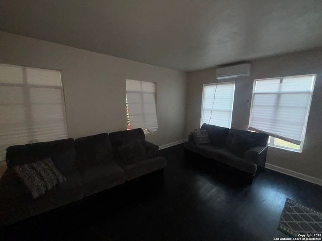 123 Kathy, San Antonio, TX 78223
