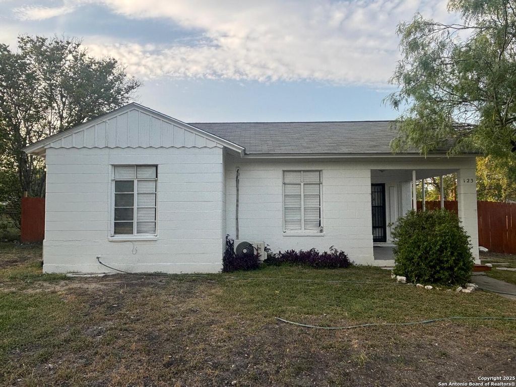 123 Kathy, San Antonio, TX 78223