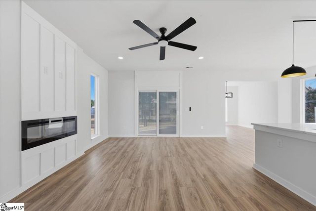 209 Springdale Avenue, Greer, SC 29650