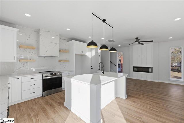 209 Springdale Avenue, Greer, SC 29650
