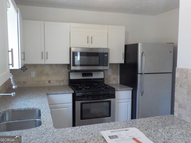 2169 Victoria Place, Lithonia, GA 30058