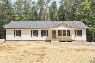 110 ROCKWALL DR, Louisa, VA 23093