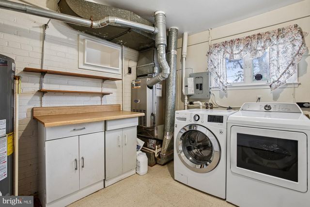 6621 EDSALL RD, Springfield, VA 22151