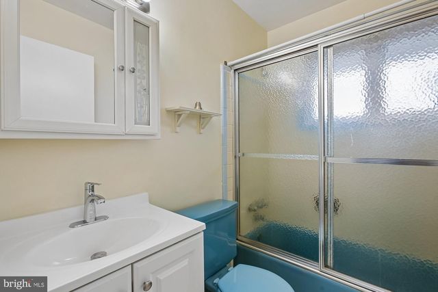 6621 EDSALL RD, Springfield, VA 22151