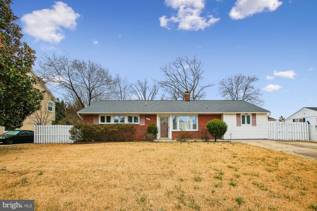 6621 EDSALL RD, Springfield, VA 22151