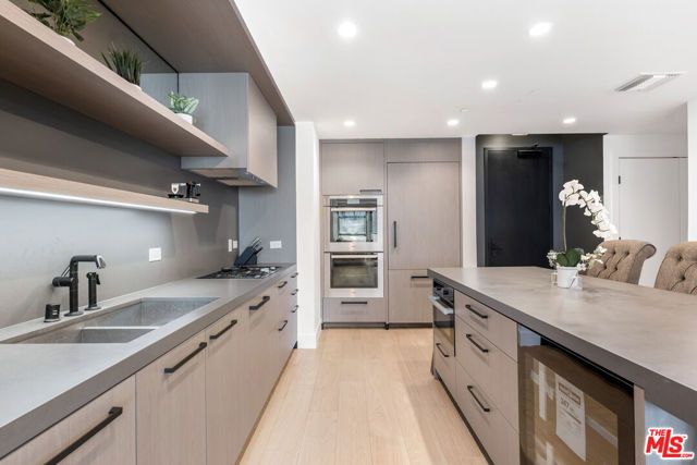10777 Wilshire Boulevard 603, Los Angeles, CA 90024