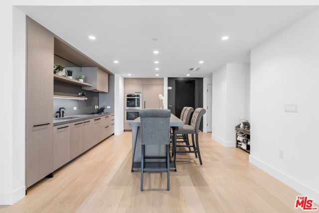 10777 Wilshire Boulevard 603, Los Angeles, CA 90024