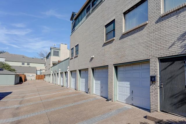 2633 Mccart Avenue, Fort Worth, TX 76110