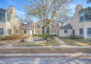 2633 Mccart Avenue, Fort Worth, TX 76110