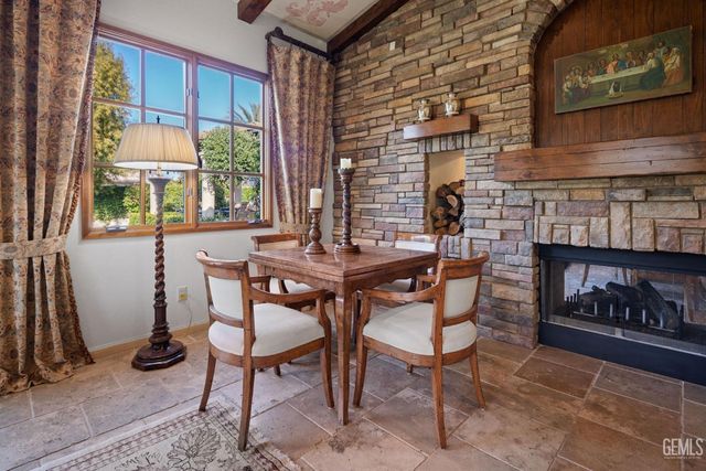 10208 Keswick Drive, Bakersfield, CA 93311