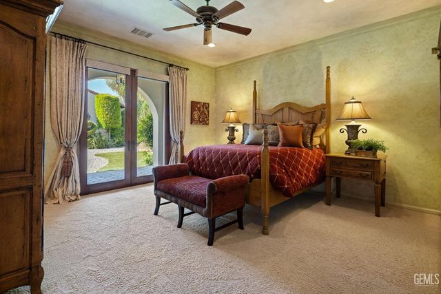 10208 Keswick Drive, Bakersfield, CA 93311