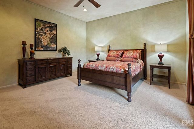 10208 Keswick Drive, Bakersfield, CA 93311