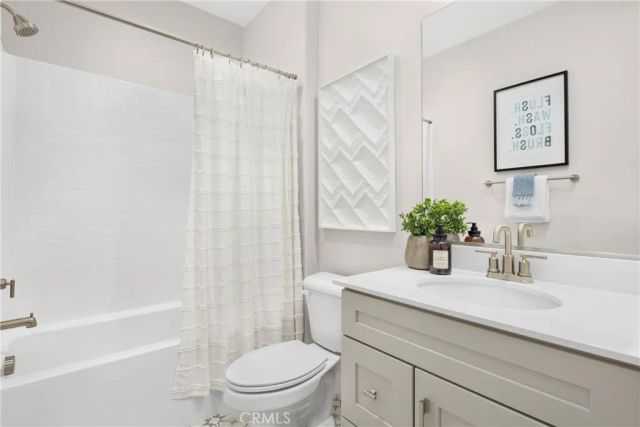 1479 Moore Street, Redlands, CA 92374