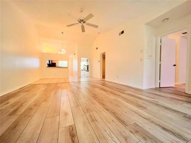 176 Bent Arrow Dr, Jupiter, FL 33458